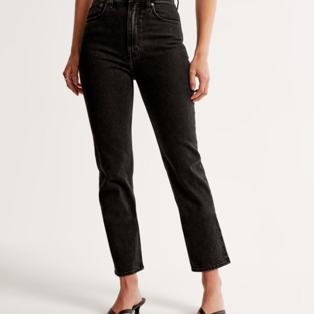 Abercrombie The Ankle Straight Ultra High Rise Curve Love Black Size 24